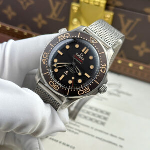 Đồng Hồ Omega Seamaster Diver 300M Chronometer 007 Edition Replica Nhà Máy VS 41mm (3)