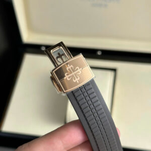 Đồng Hồ Patek Philippe Aquanaut 5167R Replica Mặt Chocolate Xưởng 3K 40mm (10)