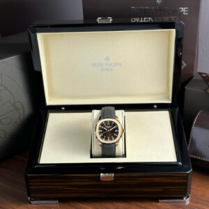 Đồng Hồ Patek Philippe Aquanaut 5167R Replica Mặt Chocolate Xưởng 3K 40mm (10)