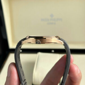 Đồng Hồ Patek Philippe Aquanaut 5167R Replica Mặt Chocolate Xưởng 3K 40mm (10)