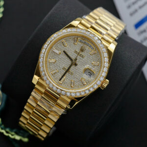 Đồng Hồ Rolex Day-Date 228348RBR Chế Tác Bọc Vàng Mặt Số Đính Đá Moissanite 40mm (8)