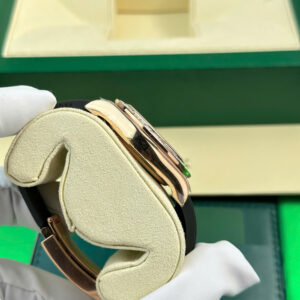 Đồng Hồ Rolex Daytona M126535TBR-0002 Replica Nam Đính Đá 40mm (11)