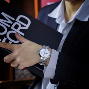 Đồng Hồ Cartier Pasha de Cartier Fake Máy Pin Nhật Giá Rẻ 41mm (2)