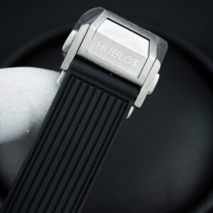 Đồng Hồ Hublot Big Bang One Click Đính Full Kim Cương Thiên Nhiên Chế Tác 39mm (9)