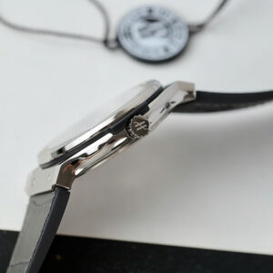 Đồng Hồ Hublot Classic Fusion Titanium Replica Mặt Xám Xưởng WWF 45mm (4)