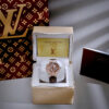 Đồng Hồ Louis Vuitton Nữ Dây Da Mặt Tròn Đính Đá Màu Nâu Like Auth 34mm (1)
