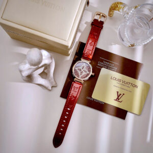 Đồng Hồ Louis Vuitton NữMặt Tròn Đính Đá Dây Da Màu Đỏ Like Auth 34mm (10)