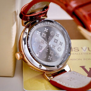 Đồng Hồ Louis Vuitton NữMặt Tròn Đính Đá Dây Da Màu Đỏ Like Auth 34mm (10)
