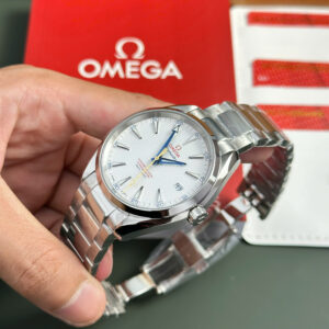 Đồng Hồ Omega Seamaster Aqua Terra 150M Co-Axial Master Chronometer Kim Xanh VSF 41mm (1)