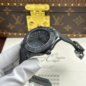 Đồng Hồ Omega Seamaster Diver 300M Black Black Gốm Đen Replica 11 42mm (11)