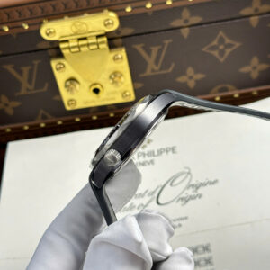 Đồng Hồ Omega Seamaster Diver 300M Gốm Đen Replica Nhà Máy VS 42mm (1)