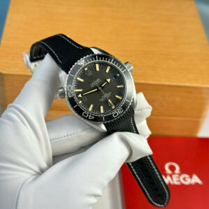 Đồng Hồ Omega Seamaster Planet Ocean 600M Màu Đen Viền Gốm Rep 11 Nhà Máy VS 43mm (1)