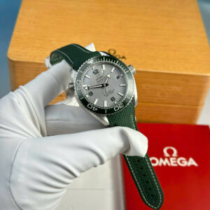 Đồng Hồ Omega Seamaster Planet Ocean 600M Màu Xanh Lá Cây Replica 11 Xưởng VS 43mm (1)