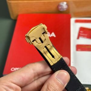 Đồng Hồ Omega SpeedMaster MoonWatch Màu Xanh Lá Rep 11 Nhà Máy RM 42mm (8)