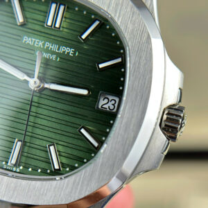 Đồng Hồ Patek Philippe Nautilus 5711 Rep 11 Mặt Xanh Lá Nhà Máy 3K 40mm (1)