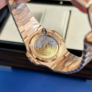Đồng Hồ Patek Philippe Nautilus 5711 Replica Mặt Số Chocolate Xưởng 3K 40mm (1)