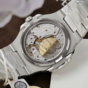 Đồng Hồ Patek Philippe Nautilus 5712 Chế Tác Viền Đính Moissanite 40mm (2)