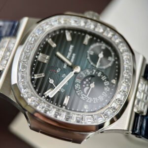 Đồng Hồ Patek Philippe Nautilus 5724 Fake Thuỵ Sỹ Đính Đá Xưởng GR 40mm (1)