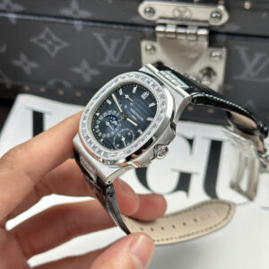 Đồng Hồ Patek Philippe Nautilus 5724G Replica Nhà Máy PPF Full Chức Năng 40mm (1)