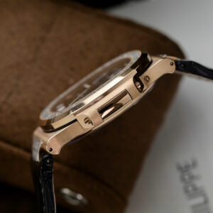 Đồng Hồ Patek Philippe Nautilus 5724R Nam Đính Đá Máy Cơ Replica Xưởng GR 40mm (2)