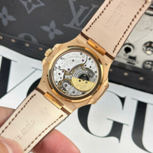 Đồng Hồ Patek Philippe Nautilus 5724R Replica Nhà Máy PPF Full Chức Năng (1)