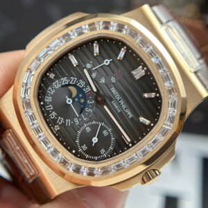 Đồng Hồ Patek Philippe Nautilus 5724R Replica Nhà Máy PPF Full Chức Năng (1)
