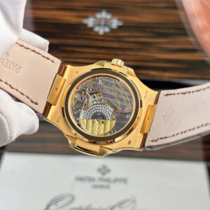 Đồng Hồ Patek Philippe Nautilus 5724R Tinh Chỉnh Full Option Đính Moissanite 40mm (7)