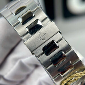 Đồng Hồ Patek Philippe Nautilus 5726 Replica Cao Cấp Mặt Xanh Xưởng PPF (1)