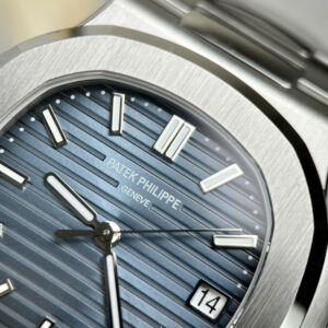 Đồng Hồ Patek Philippe Nautilus 5811 Mặt Xanh Blue Replica Nhà Máy 3K 41mm (4)