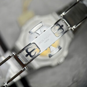 Đồng Hồ Patek Philippe Nautilus 5811 Mặt Xanh Blue Replica Nhà Máy 3K 41mm (4)