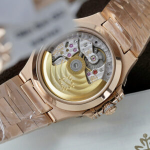 Đồng Hồ Patek Philippe Nautilus 7118 Bọc Vàng 18K Đính Full Đá Moissanite (3)