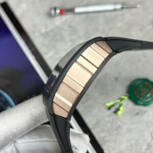 Đồng Hồ Richard Mille RM47 Samurai Fake Cao Cấp Màu Đen 43mm (1)