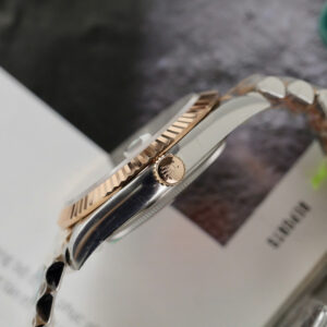 Đồng Hồ Rolex DateJust 126331 Mặt Số Hồng Chải Tia Replica Nhà Máy Clean 41mm (1)