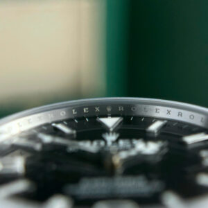 Đồng Hồ Rolex Explorer 214270 Replica Cao Cấp Nhất Mặt Đen Nhà Máy Clean 39mm (11)