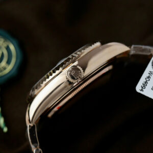 Đồng Hồ Rolex Sky-Dweller 336935 Bọc Vàng 18K Replica Cao Cấp Mặt Xanh 42mm (1)