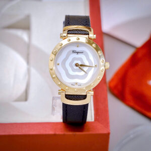 Đồng Hồ Salvatore Ferragamo Nữ Siêu Cấp Dây Da Màu Đen Mặt Xà Cừ (7)