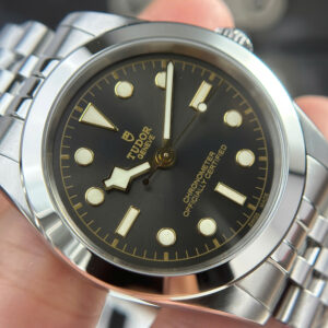 Đồng Hồ Tudor Black Bay 39 M79660-0001 Replica Cao Cấp Xưởng KR 39mm (10)