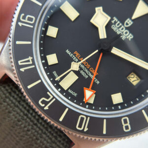 Đồng Hồ Tudor Pelagos FXD GMT Replica 11 Màu Xanh Quân Đội Xưởng M+ 42mm (1)