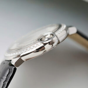 Đồng Hồ Cartier Ballon Nữ Đính Đá Mặt Tròn Màu Trắng Replica Nhà Máy AF 33mm (3)