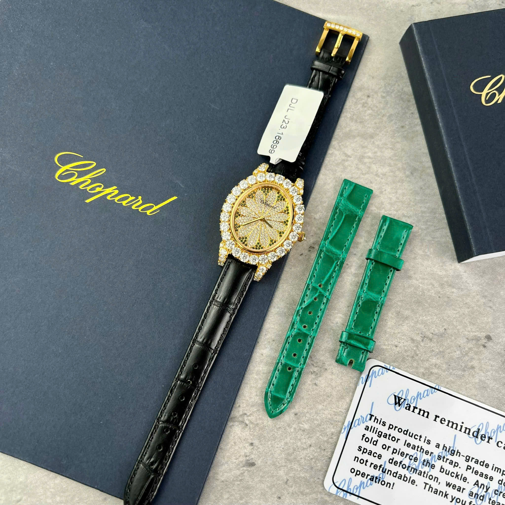 Đồng Hồ Chopard Happy Diamonds Bọc Vàng Đính Moissanite Hong Kong Chế Tác 34mm (4)