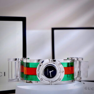 Đồng Hồ Gucci Twirl Nữ Dạng Lắc Tay Màu Trắng Siêu Cấp Máy Pin 32mm (1)