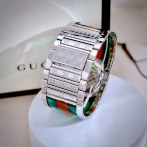 Đồng Hồ Gucci Twirl Nữ Dạng Lắc Tay Màu Trắng Siêu Cấp Máy Pin 32mm (1)