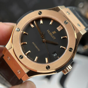 Đồng Hồ Hublot Classic Fusion King Gold Replica Cao Cấp Mặt Số Đen Nhà Máy JJF 38mm (1)