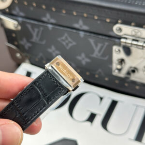 Đồng Hồ Hublot Classic Fusion King Gold Replica Cao Cấp Mặt Số Đen Nhà Máy JJF 38mm (1)