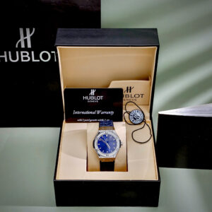 Đồng Hồ Hublot Classic Fusion Nữ Đính Đá Fake Máy Pin Nhật Màu Xanh Dương 33mm (3)