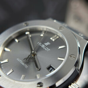 Đồng Hồ Hublot Classic Fusion Titanium Rep 1 1 Cao Cấp Mặt Số Xám Nhà Máy JJF 38mm (9)