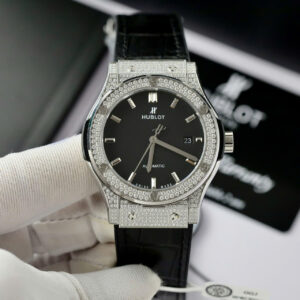 Đồng Hồ Hublot Classic Fusion Titanium Replica Màu Đen Đính Kim Cương Moissanite 42mm (10)