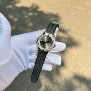 Đồng Hồ Nữ Hublot Classic Fusion Titanium Đính Kim Cương Moissanite Chế Tác Mặt Xám 33mm (3)