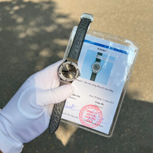 Đồng Hồ Nữ Hublot Classic Fusion Titanium Đính Kim Cương Moissanite Chế Tác Mặt Xám 33mm (3)