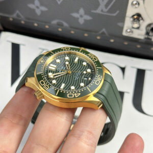 Đồng Hồ Omega Seamaster Diver 300M Rep 11 Màu Xanh Lá Cây Nhà Máy VS 42mm (2)